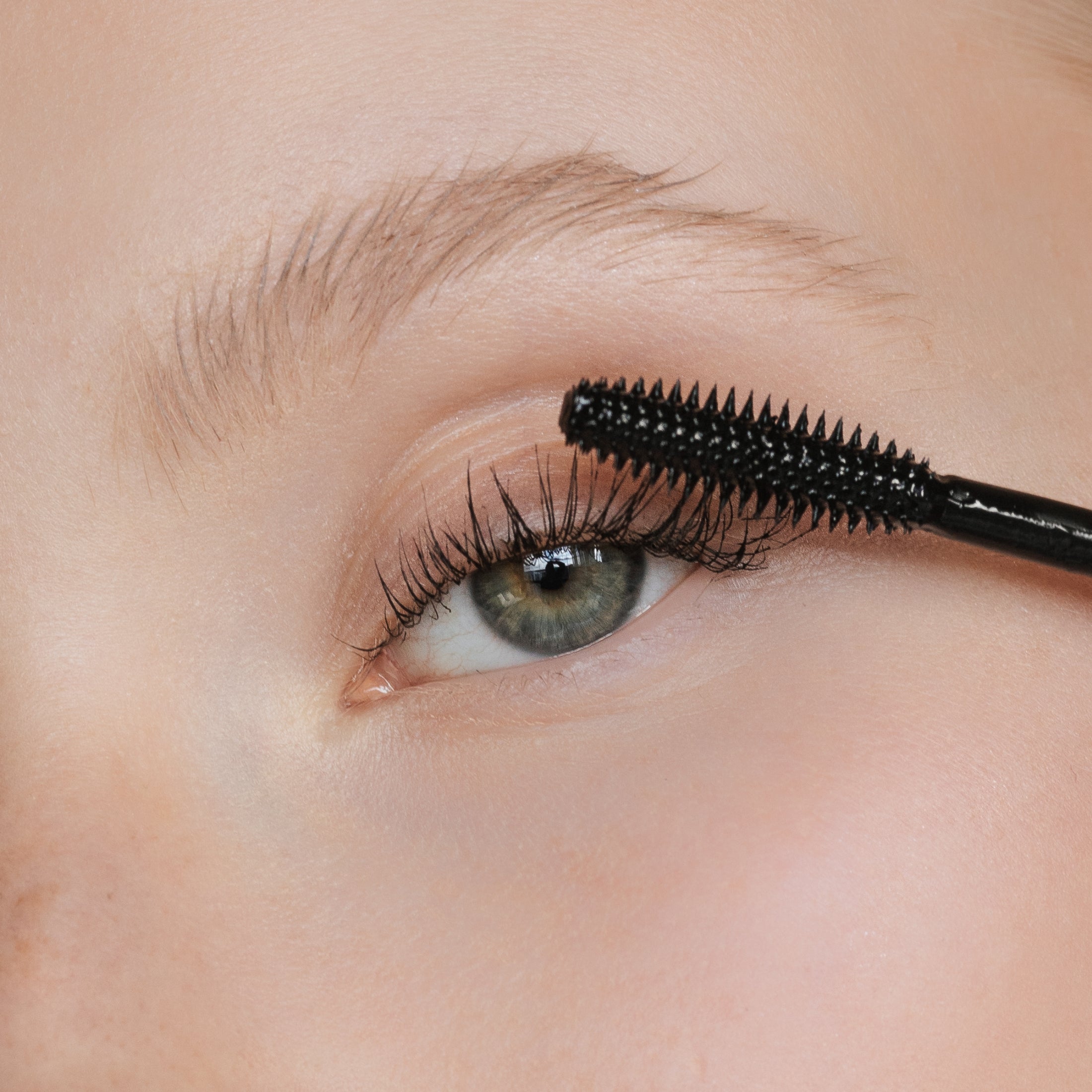 Nordic Berry Curl Mascara Waterproof